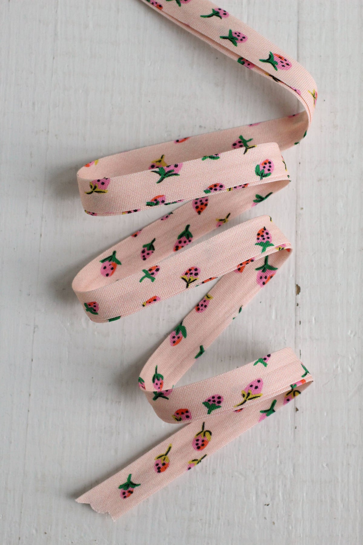 1/2" Double Fold Bias Binding // Field Strawberries Blush