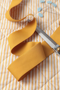 2.5" Bias Quilt Binding // Honey Solid // Bessie Pearl