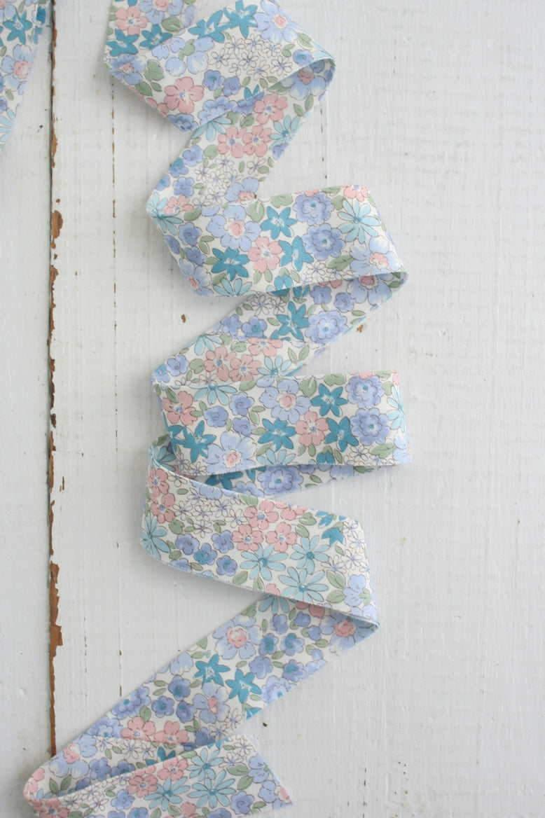 2.5" Bias Quilt Binding // Blue Floral // Bessie Pearl