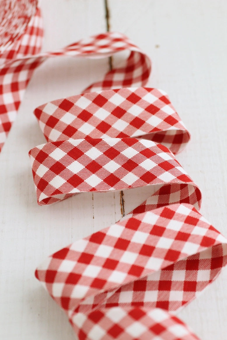 2.5" Bias Quilt Binding // Red Gingham
