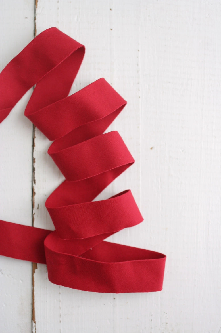 2.5" Bias Quilt Binding // Ruby Red Solid // Bessie Pearl