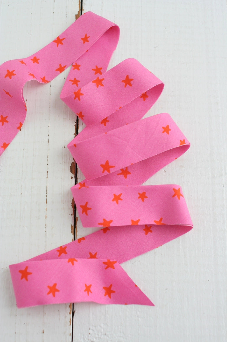 2.5" Bias Quilt Binding // Starry Vivid Pink // Bessie Pearl