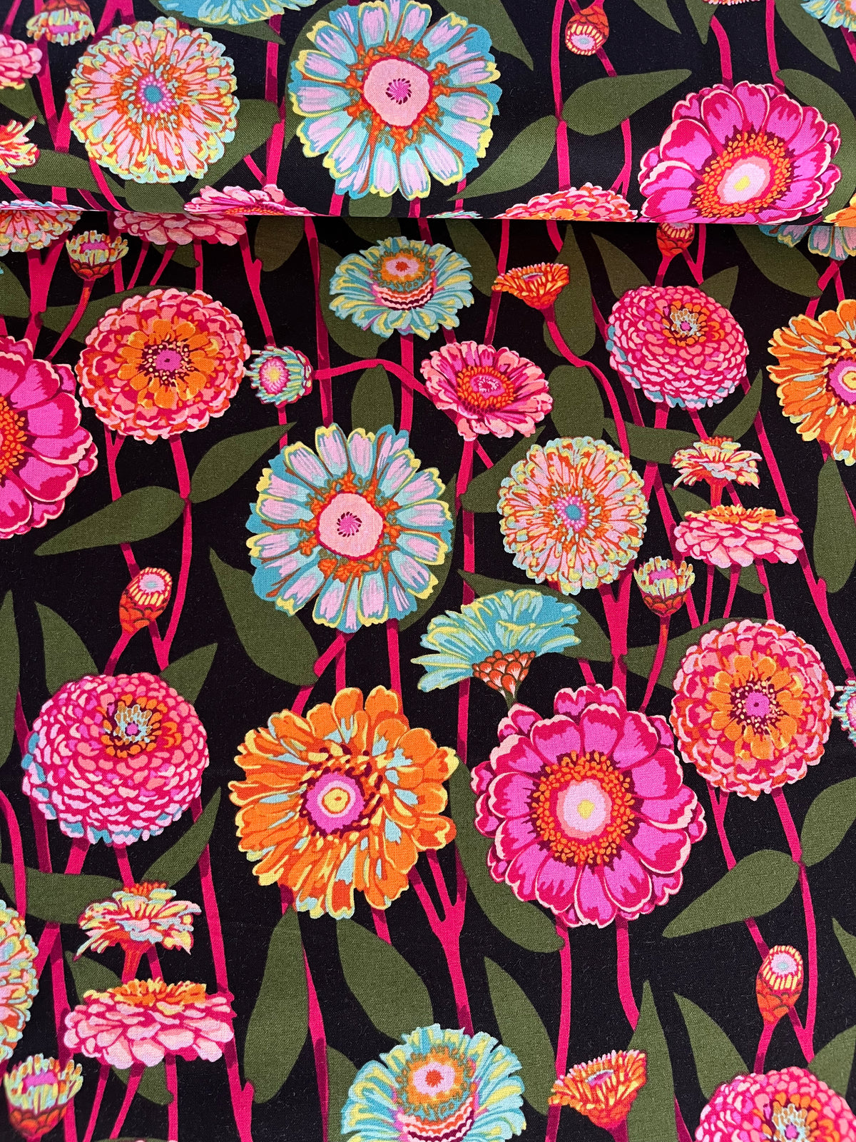 Jumpstart // Zinnia Show - Berry // Anna Maria Textiles