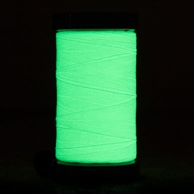 Green - Glow in the Dark // 40wt. // Wonderfil Ahrora