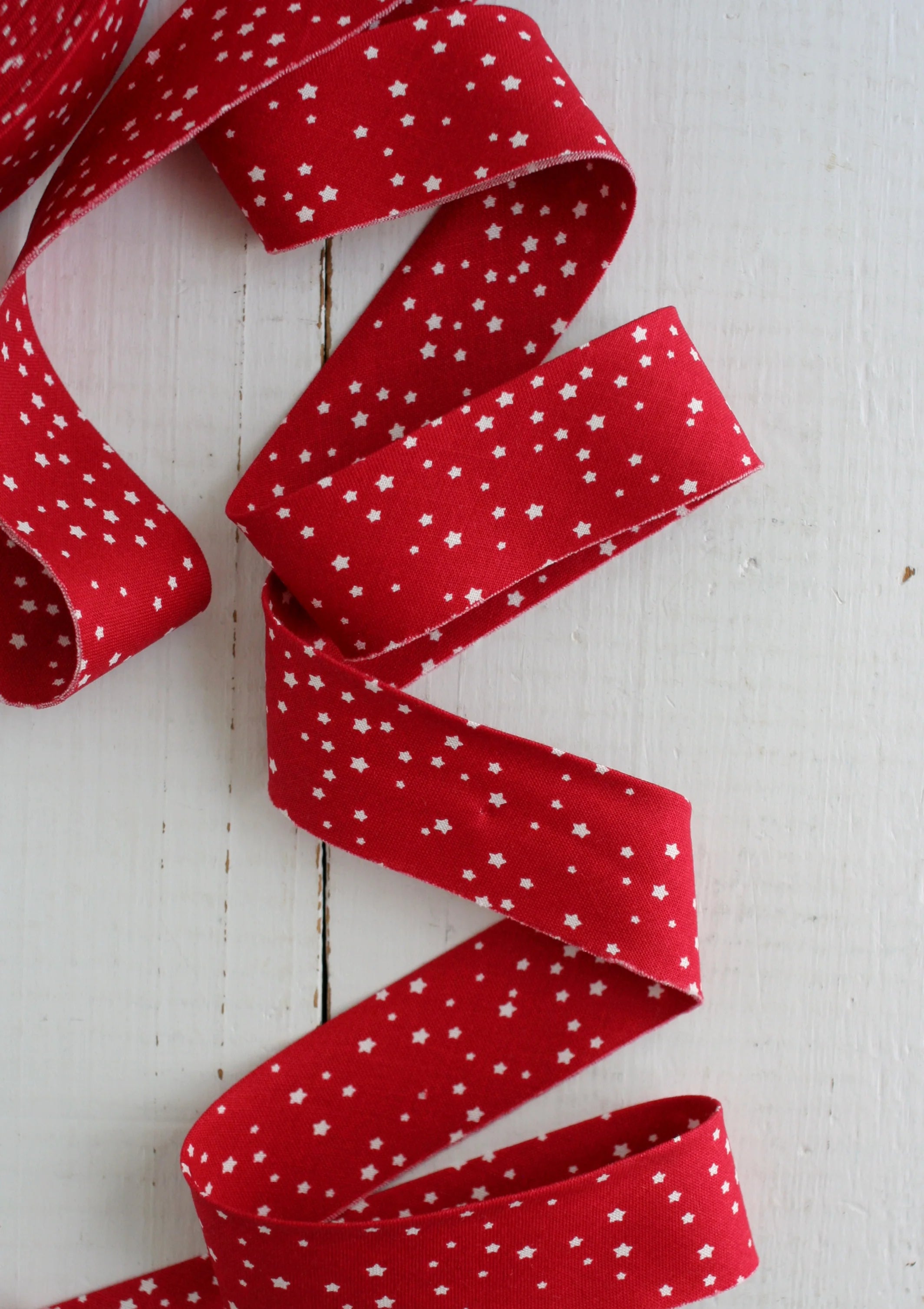 2.5" Bias Quilt Binding // Red Stars // Bessie Pearl