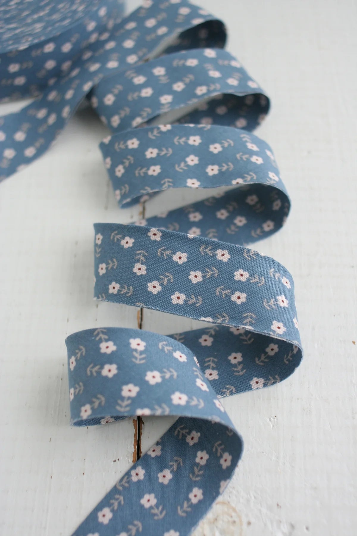 2.5" Bias Quilt Binding // Cottage Dark Blue Floral  // Bessie Pearl