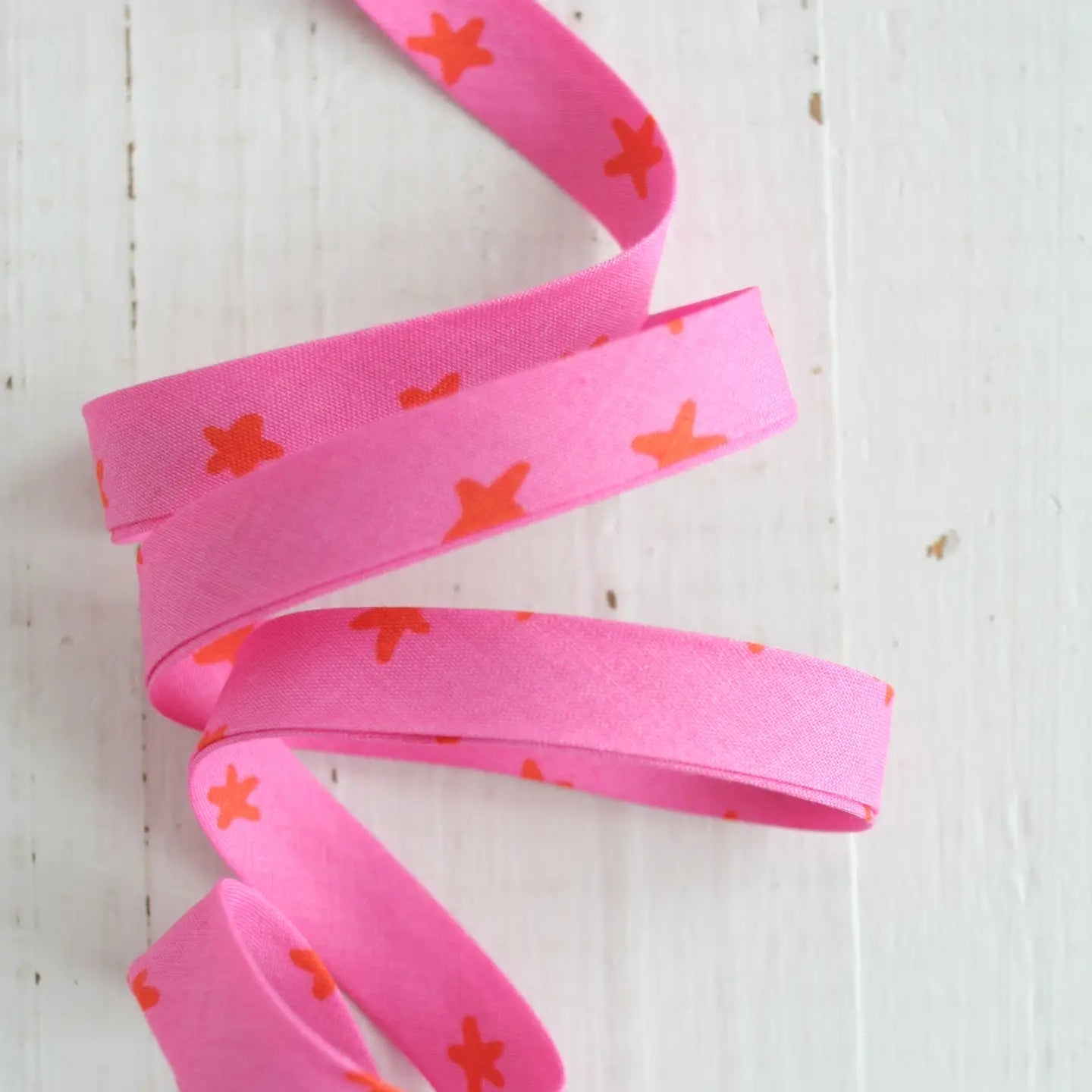 1/2" Double Fold Bias Binding // Starry Vivid Pink // Bessie Pearl