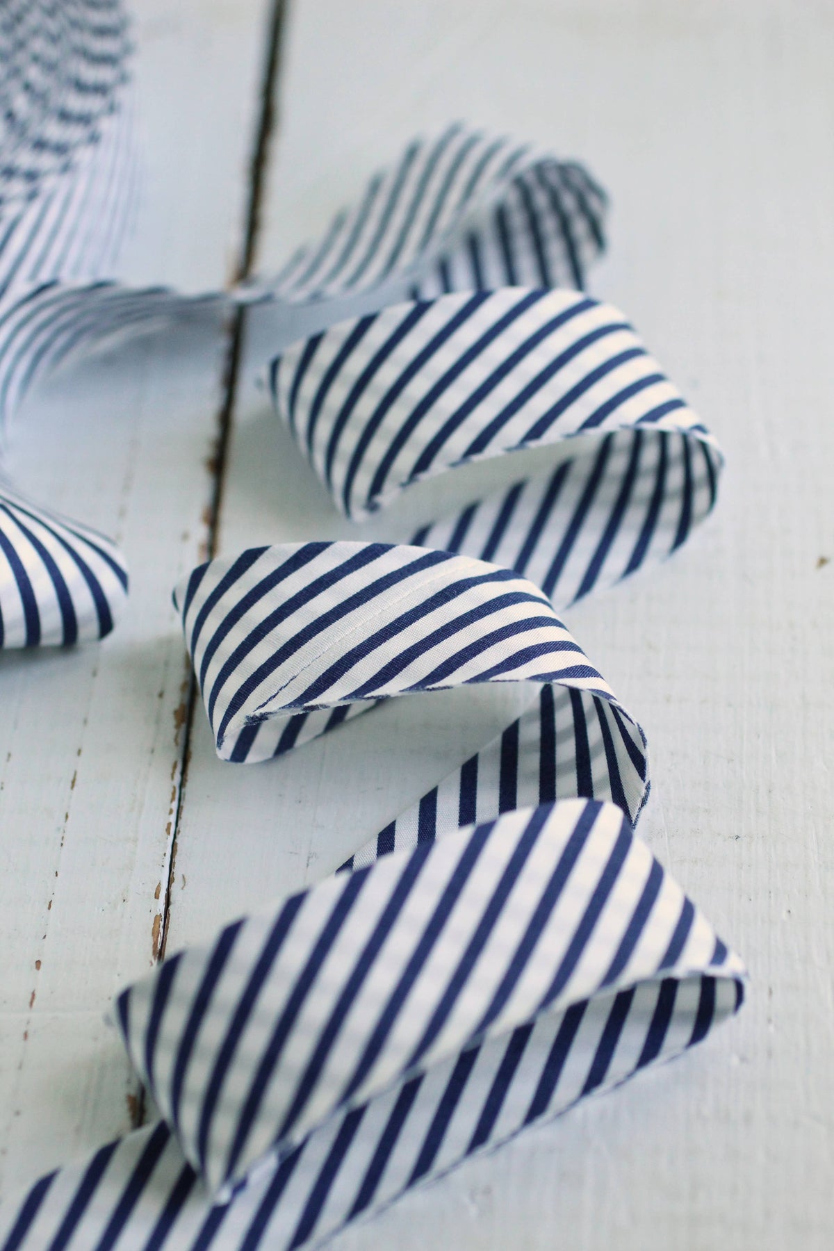 2.5" Bias Quilt Binding // Navy Stripe