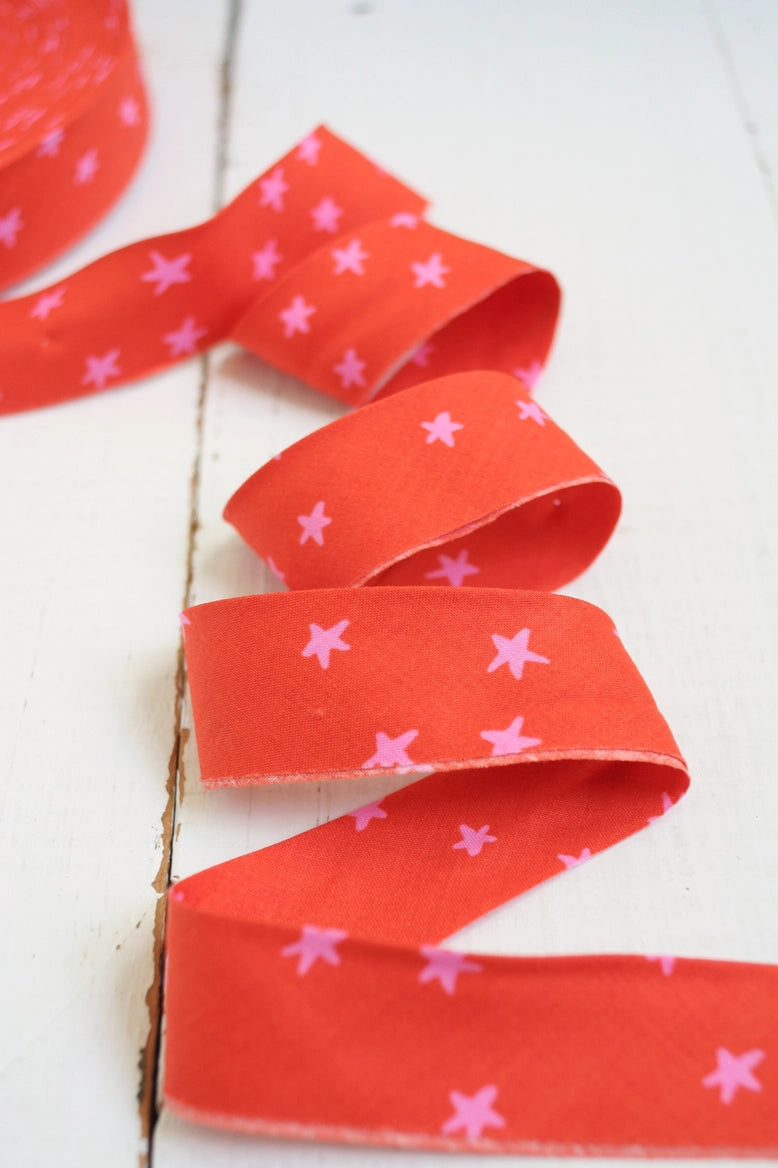 2.5" Bias Quilt Binding // Warm Red Starry // Bessie Pearl