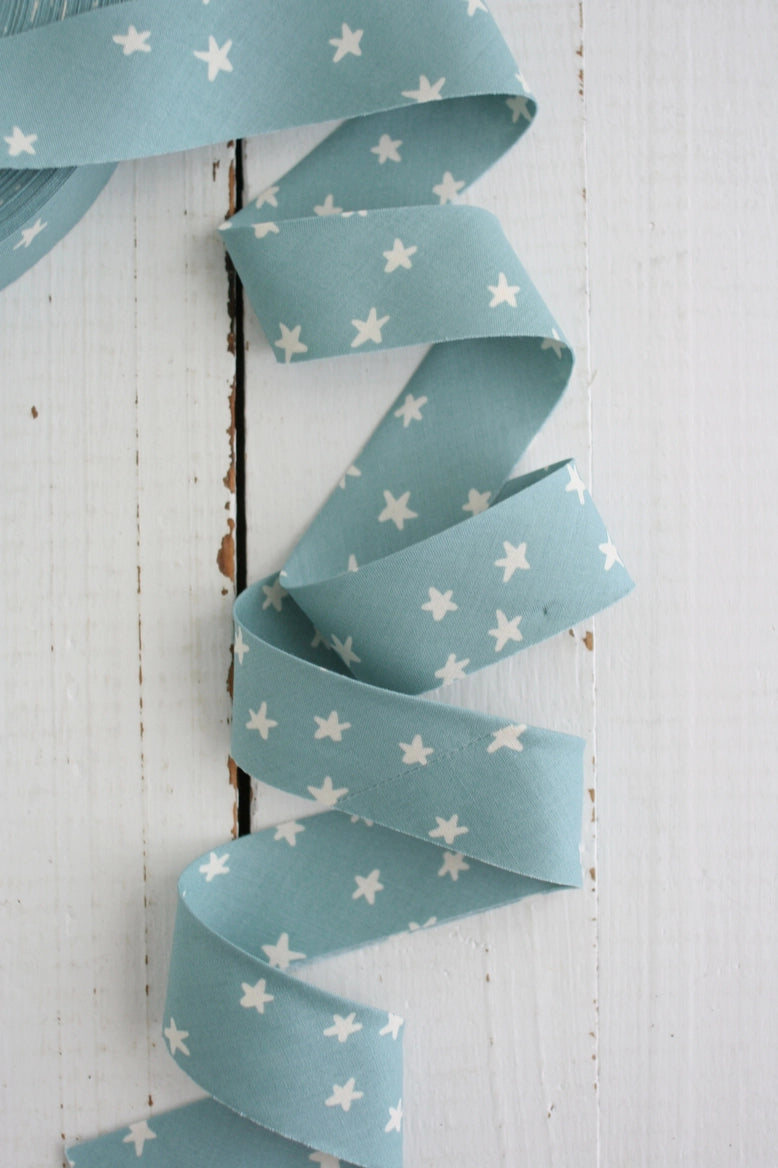 2.5" Bias Quilt Binding // Soft Blue Starry // Bessie Pearl